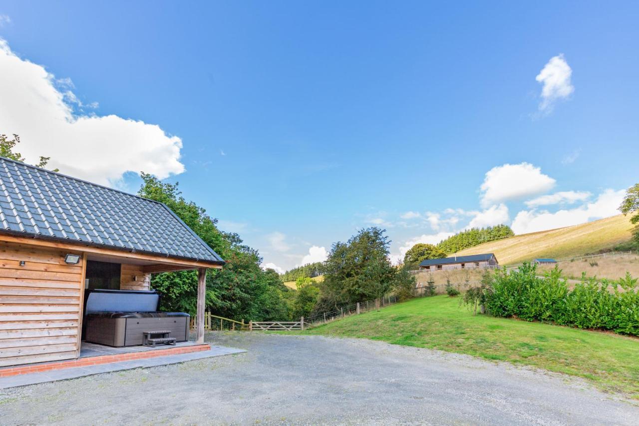 Ploony Hill Lodge Bleddfa Dış mekan fotoğraf